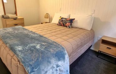 Studio Unit (Unit 8)